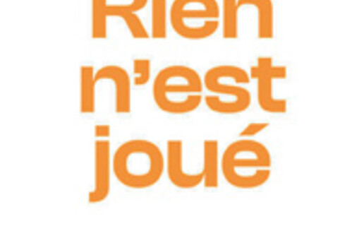 17004803560_Rien-nest-joue.jpg