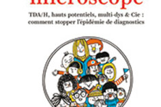 16178944380_enfants-sous-microscope.jpg